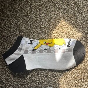 Pikachu Graphic Ankle Socks - Black and Yellow